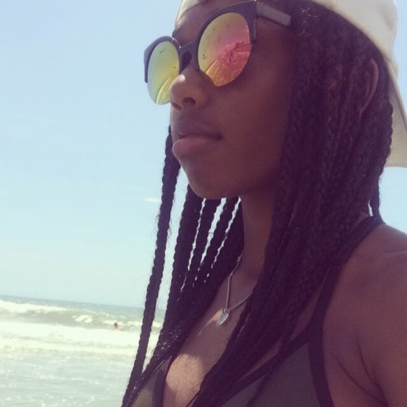 SUNGLASSES - Picture 1 of 1